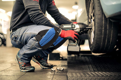 Thunderbolt Knee Pads for Work Perfect for Construction, Gardening, Flooring Carpentry Anti-Slip Leather Lightweight Comfortable Foam Cushion Adjustable Straps and Fast Clip Fasteners